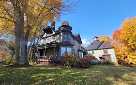 The Elizabeth Inn And Restaurant